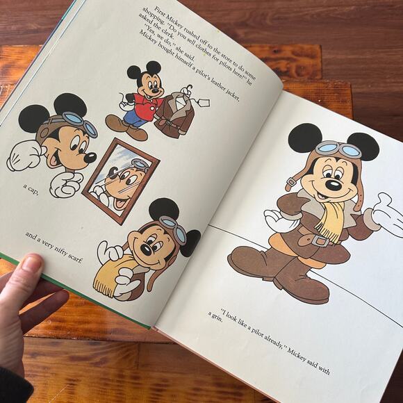 Vintage 1989 Disney's Mickey Mouse Stories Hardcover Book - Picture 5 of 10